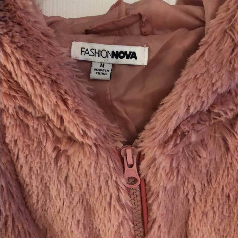 Brand new faux fur jacket - Picture 3 of 4
